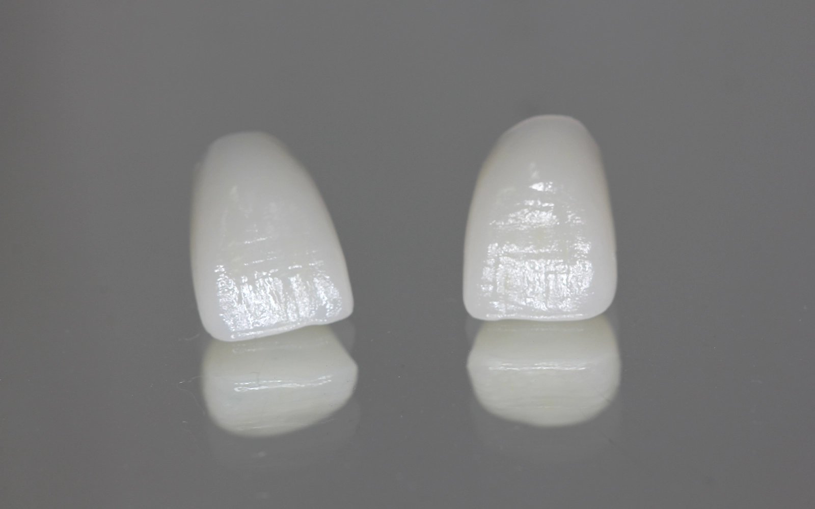 e-max（イーマックス）