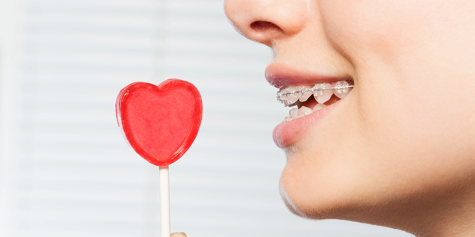 美しい歯並びは見た目だけでなく全身の健康にもつながります